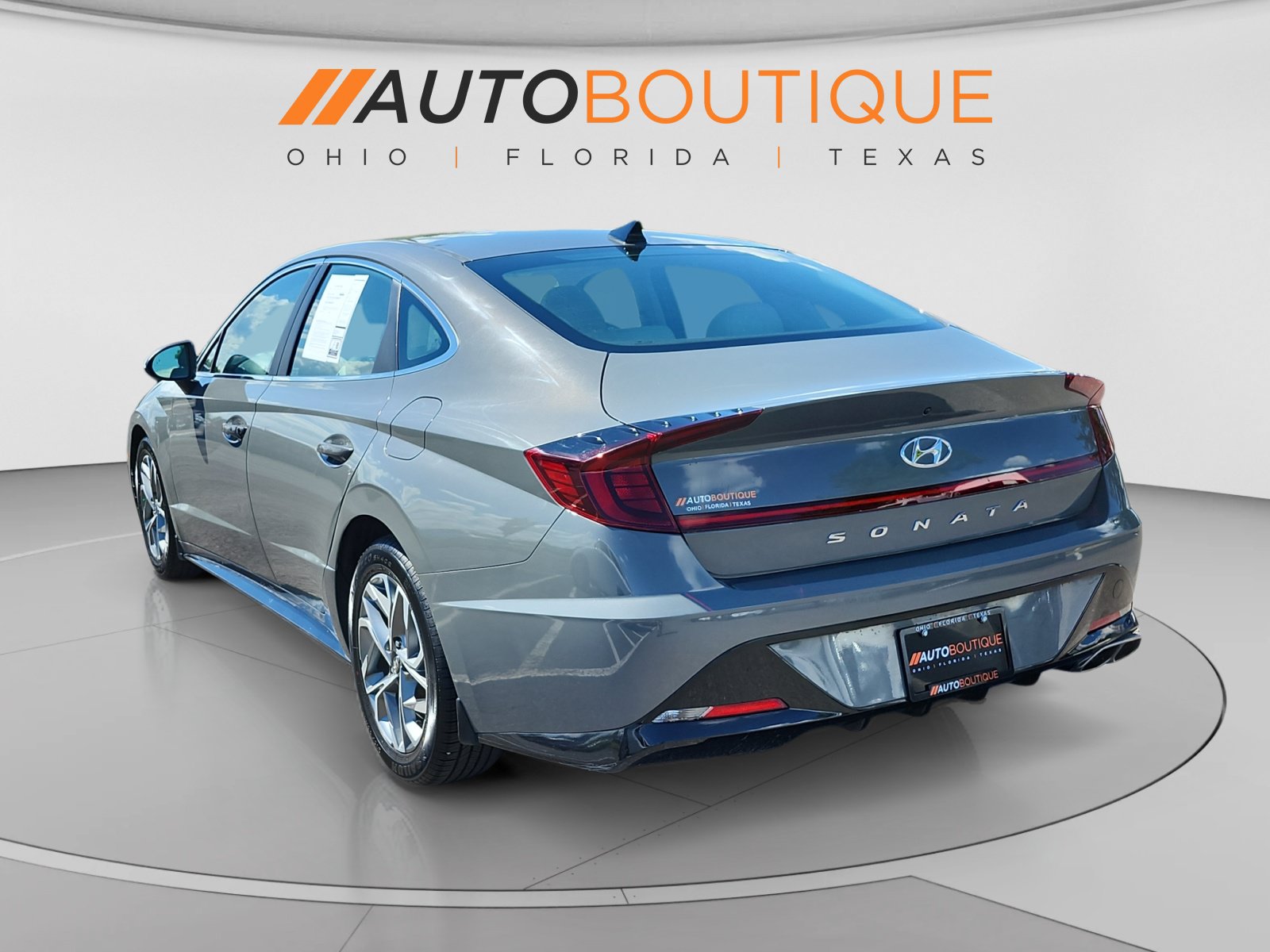 Used 2022 Hyundai Sonata SEL FWD image 3