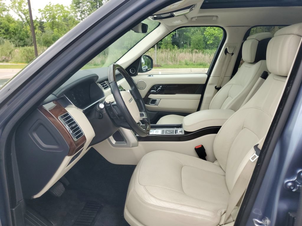 Used 2019 Land Rover Range Rover Long Wheelbase Supercharged AWD/4WD image 14