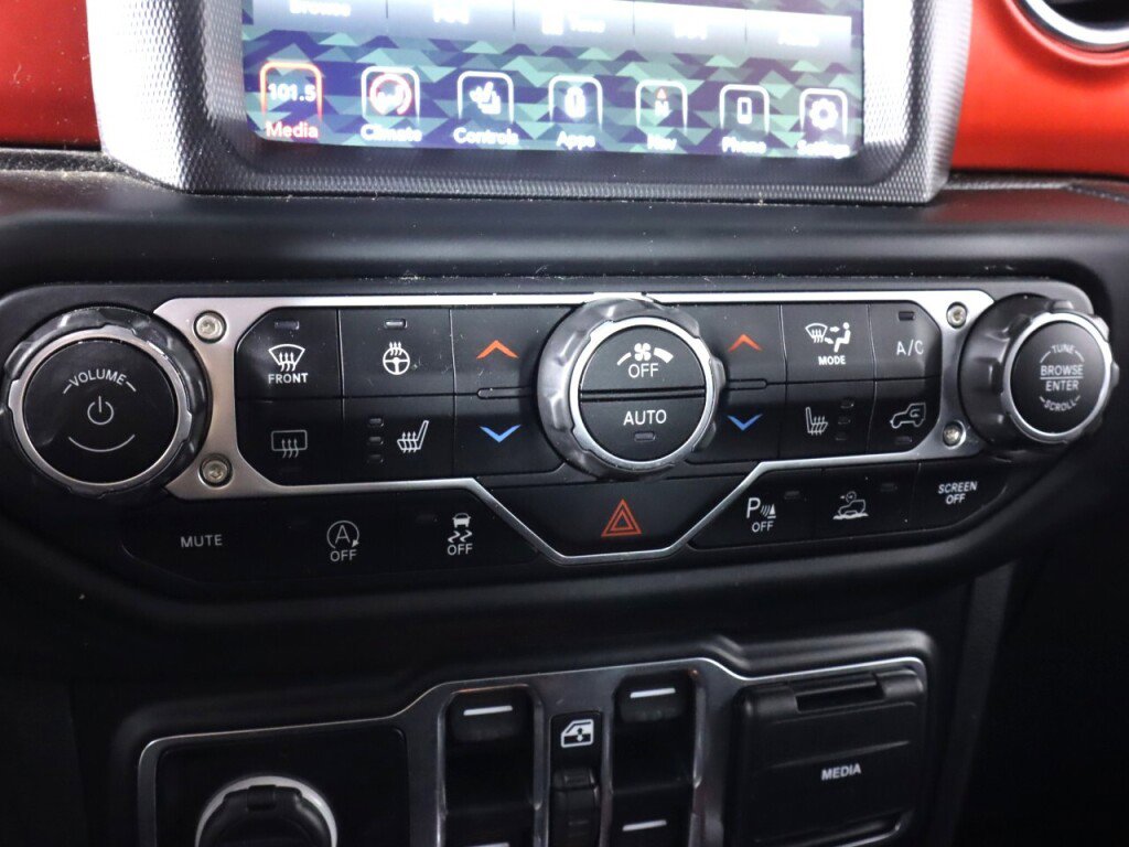 Used 2020 Jeep Gladiator Rubicon AWD/4WD image 22