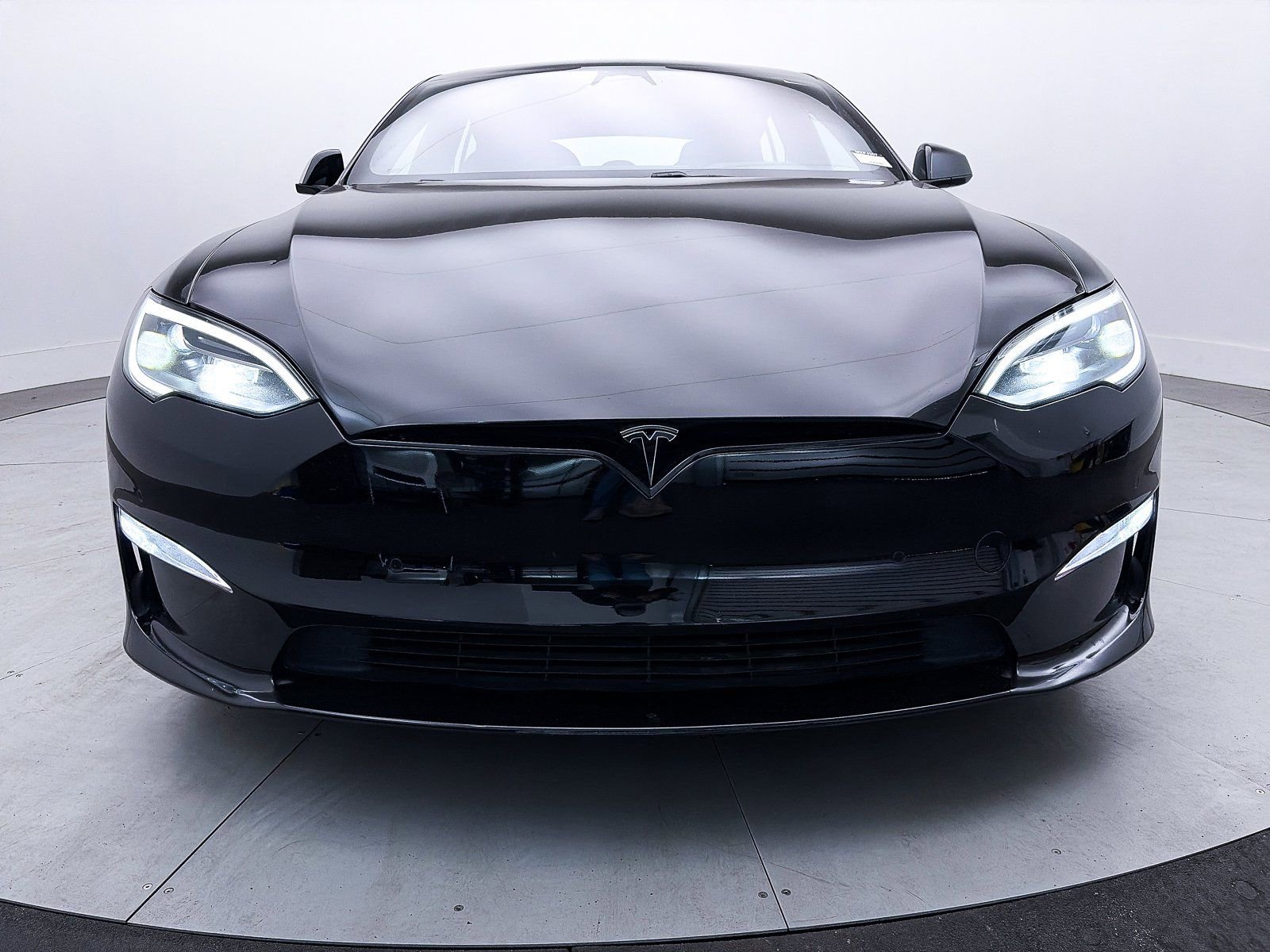 Used 2022 Tesla Model S image 11