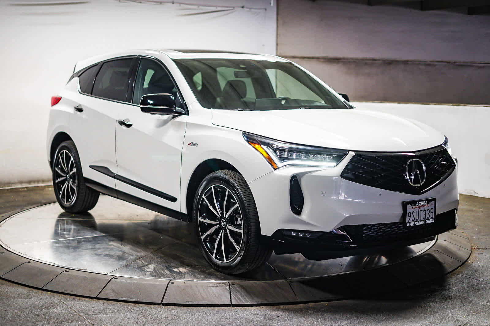 Used 2025 Acura RDX A-Spec image 3