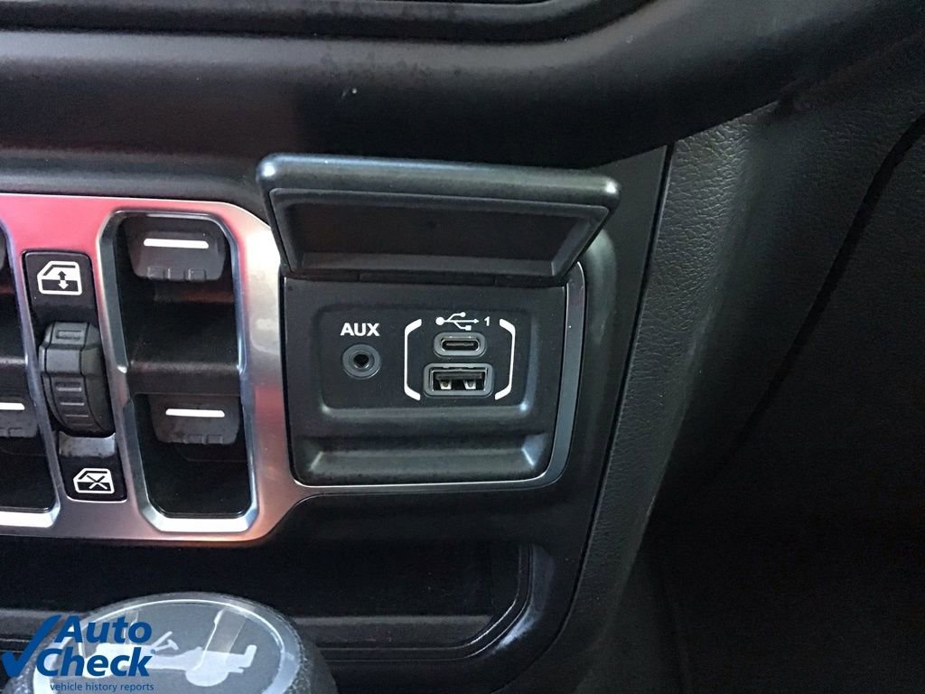 Used 2023 Jeep Wrangler Sport S image 40