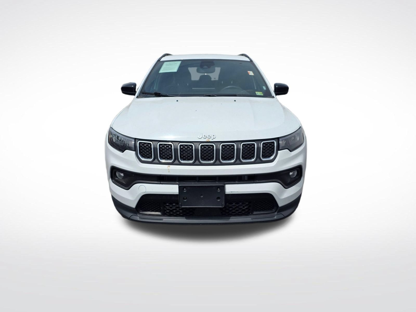 Used 2024 Jeep Compass Latitude AWD/4WD image 3