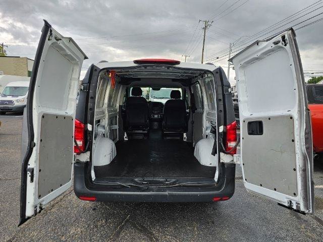 Used 2016 Mercedes-Benz Metris image 29