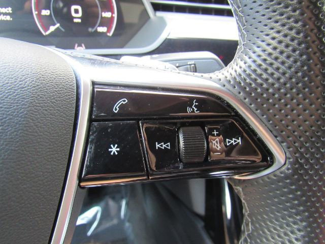 Used 2023 Audi e-tron S Premium Plus w/ Black Optic Package AWD/4WD image 41