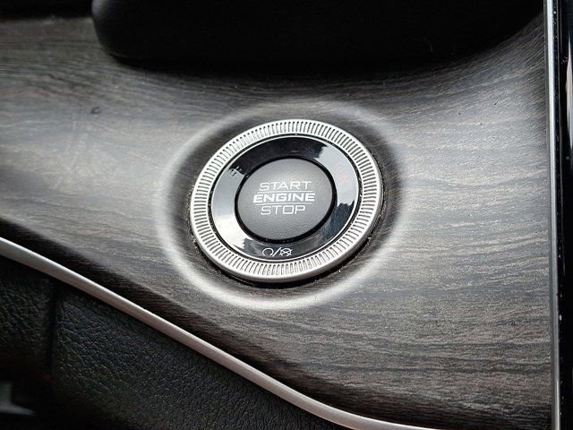 Used 2021 Jeep Grand Cherokee L Limited AWD/4WD image 28