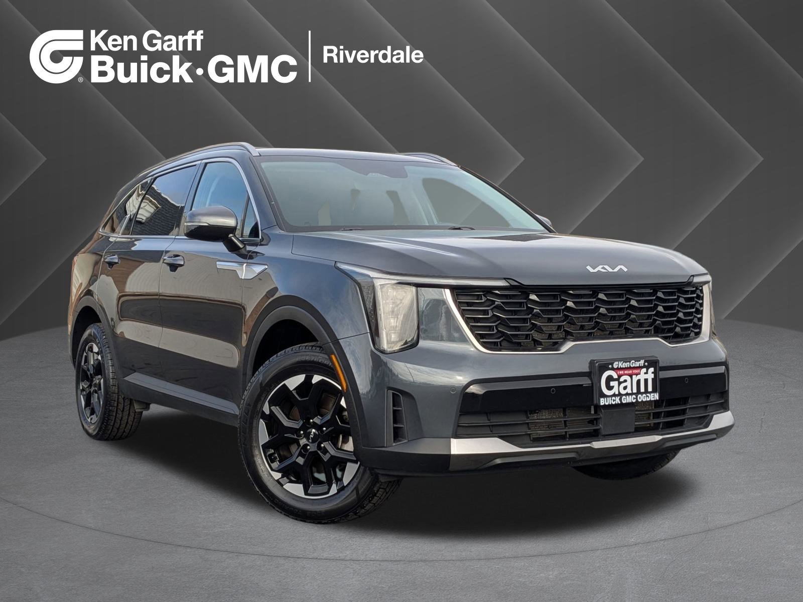 Used 2024 Kia Sorento S image 1