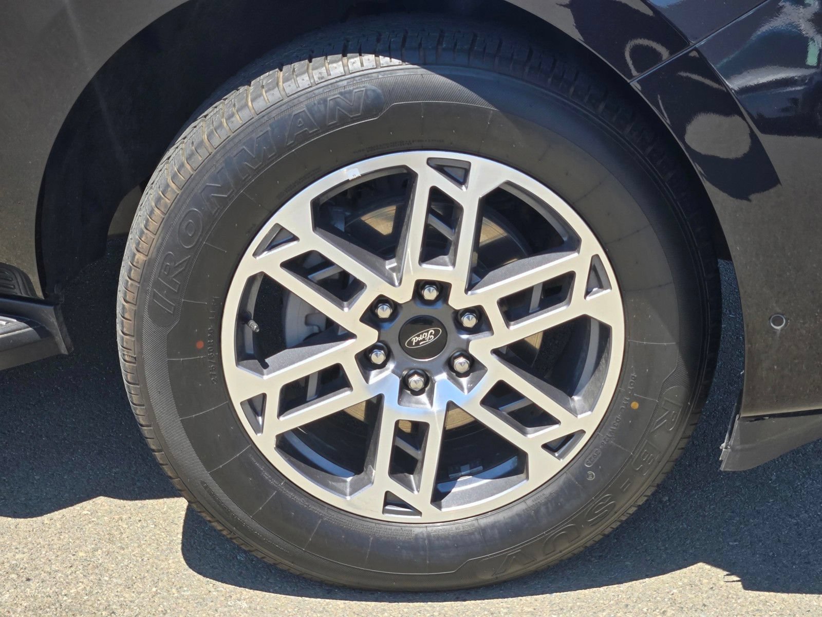 Used 2025 Ford Expedition Max Active AWD/4WD image 9
