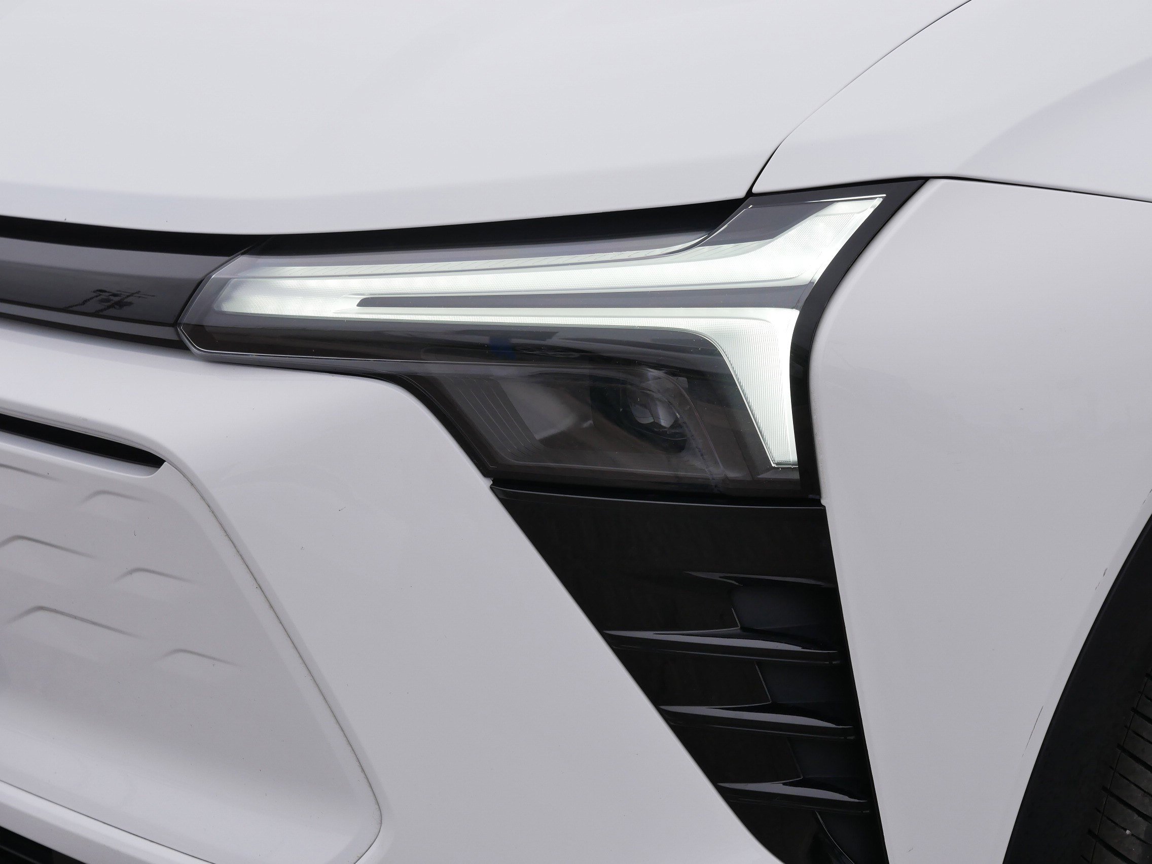 Used 2024 Chevrolet Blazer EV LT image 16