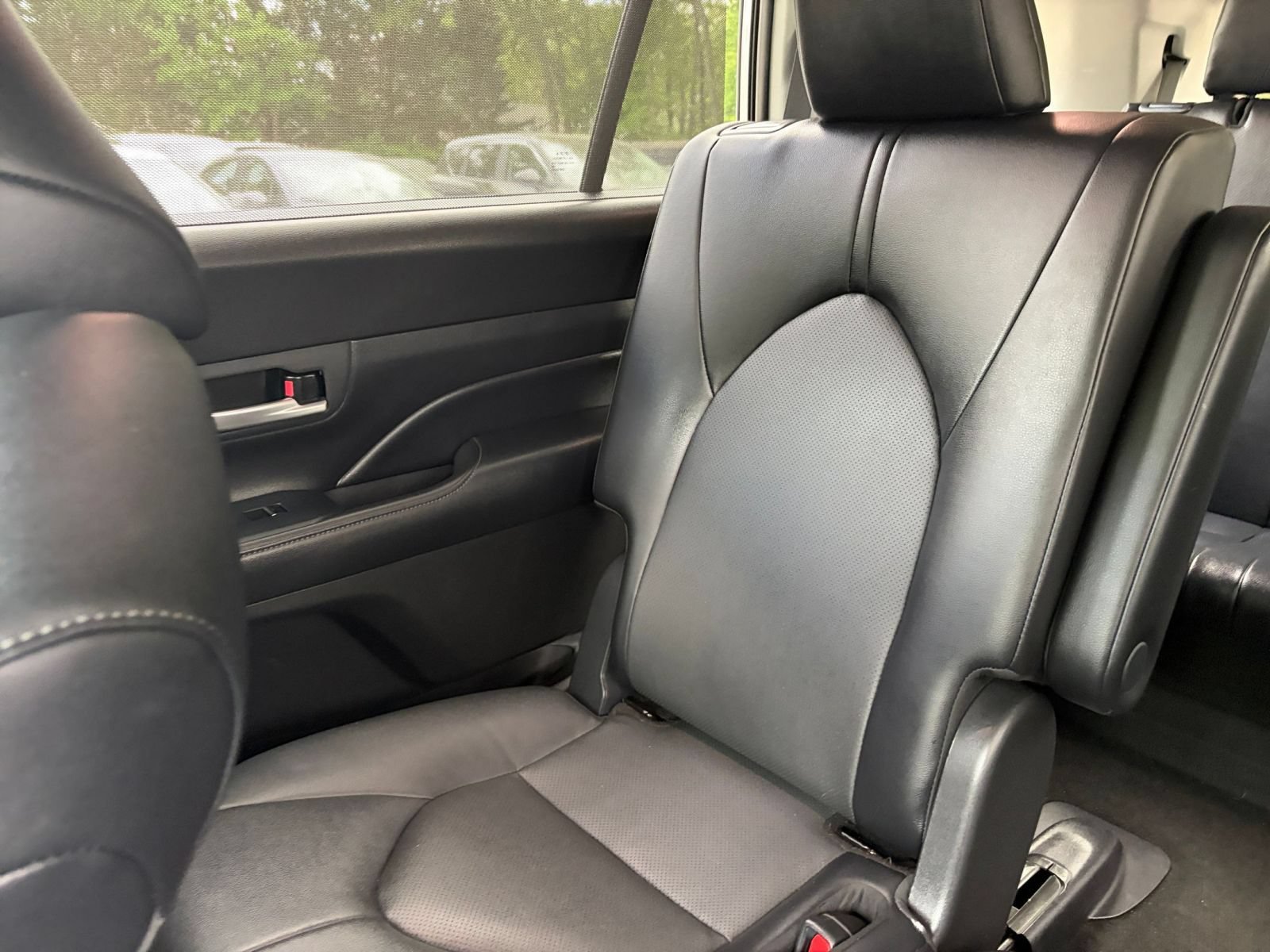 Used 2025 Toyota Grand Highlander FWD image 41