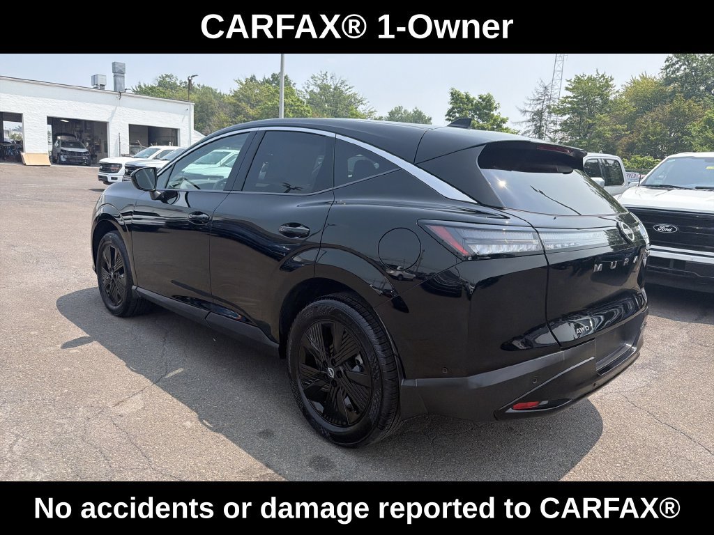Used 2025 Nissan Murano SV AWD/4WD image 3