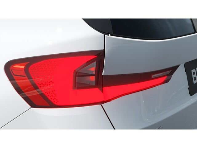 New 2026 BMW X1 xDrive28i w/ Technology Package image 8