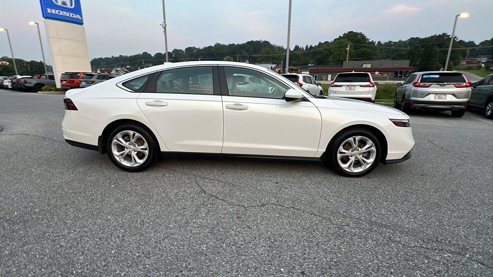 Certified 2025 Honda Accord LX image 3