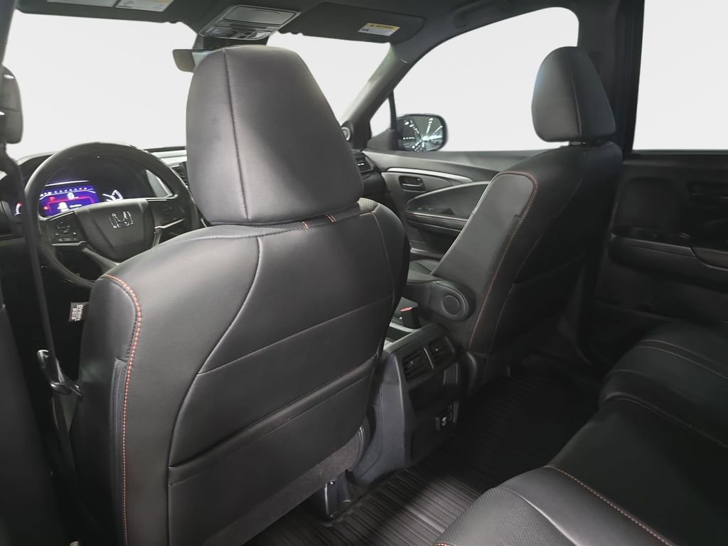 Used 2023 Honda Passport TrailSport image 11