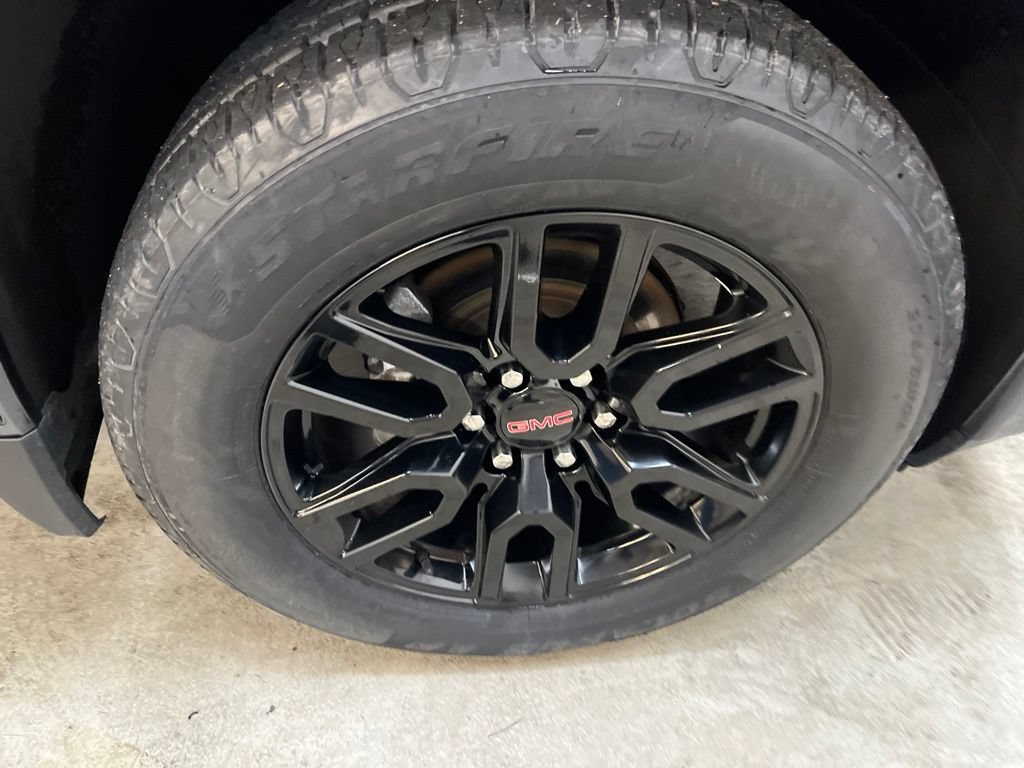 Used 2020 GMC Sierra 1500 Elevation w/ Elevation Value Package RWD image 33