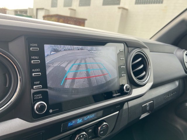 Used 2022 Toyota Tacoma TRD Off-Road image 13