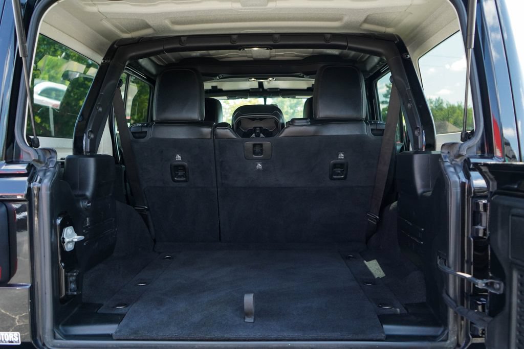 Used 2020 Jeep Wrangler Unlimited Rubicon w/ LED Lighting Group AWD/4WD image 23