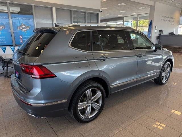 Used 2020 Volkswagen Tiguan SEL FWD image 3