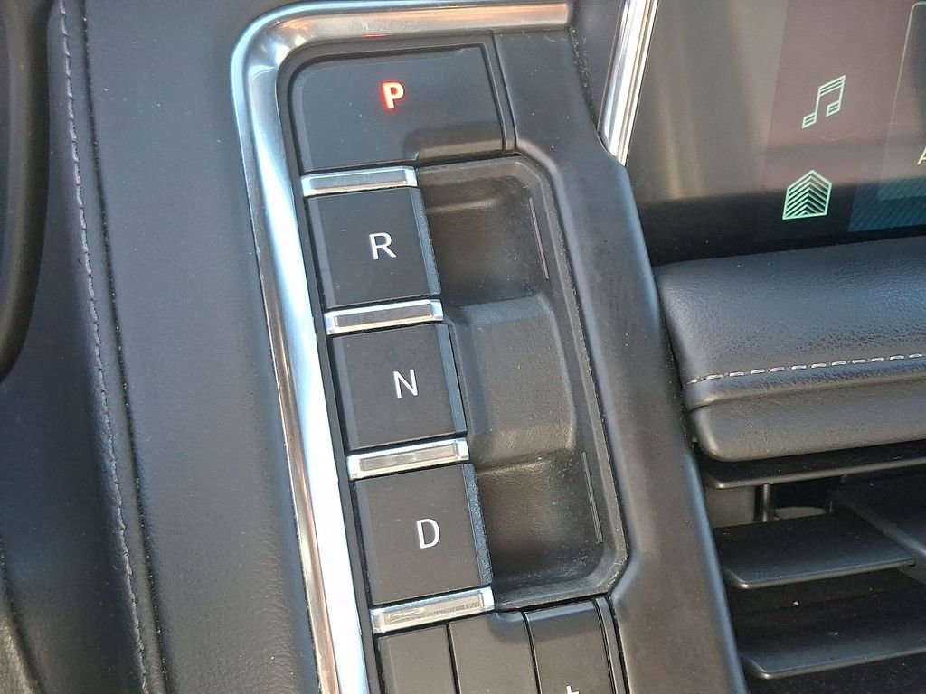 Used 2023 Chevrolet Tahoe LT w/ Luxury Package image 16