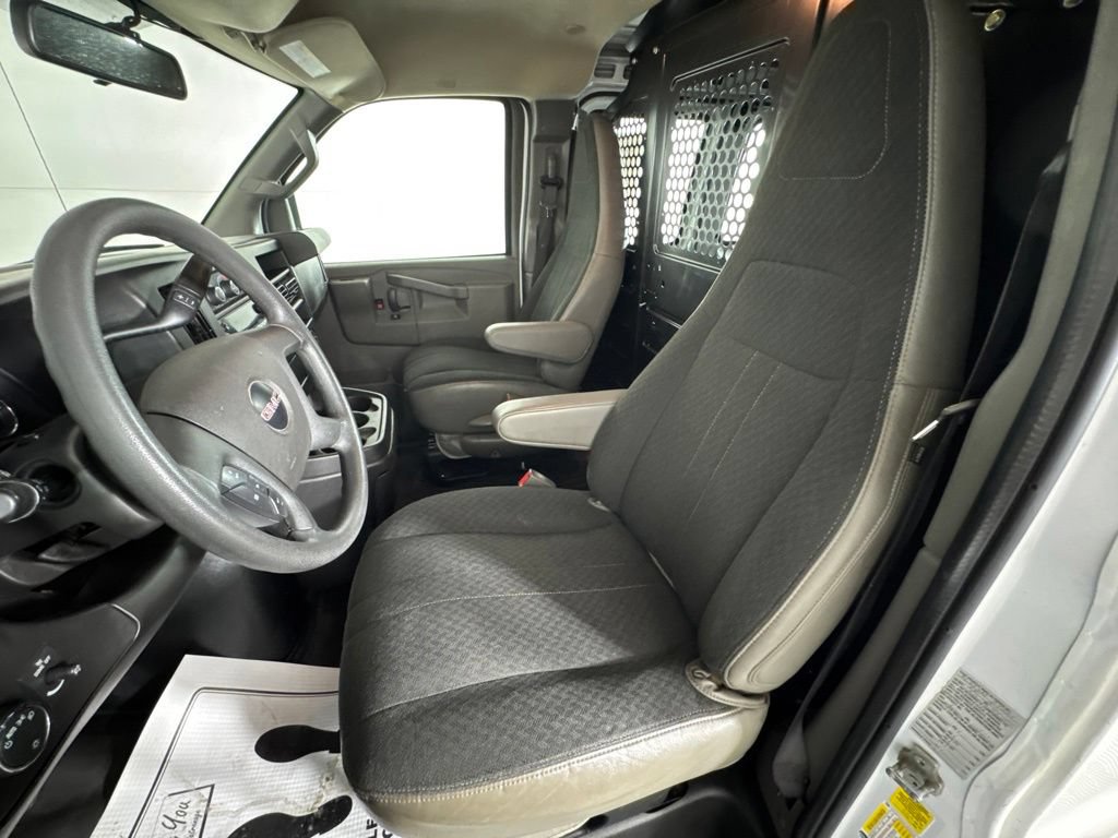 Used 2020 GMC Savana 2500 w/ Driver Convenience Package RWD image 21
