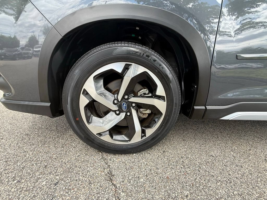 Used 2022 Subaru Forester Touring AWD/4WD image 31