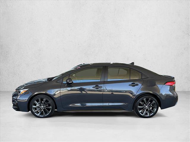 Used 2025 Toyota Corolla SE FWD image 2