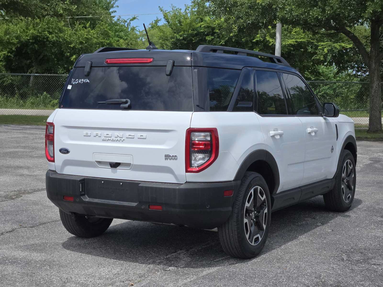 Used 2024 Ford Bronco Sport Outer Banks w/ Tech Package AWD/4WD image 7