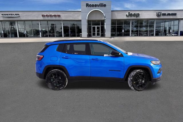 New 2026 Jeep Compass Altitude image 2