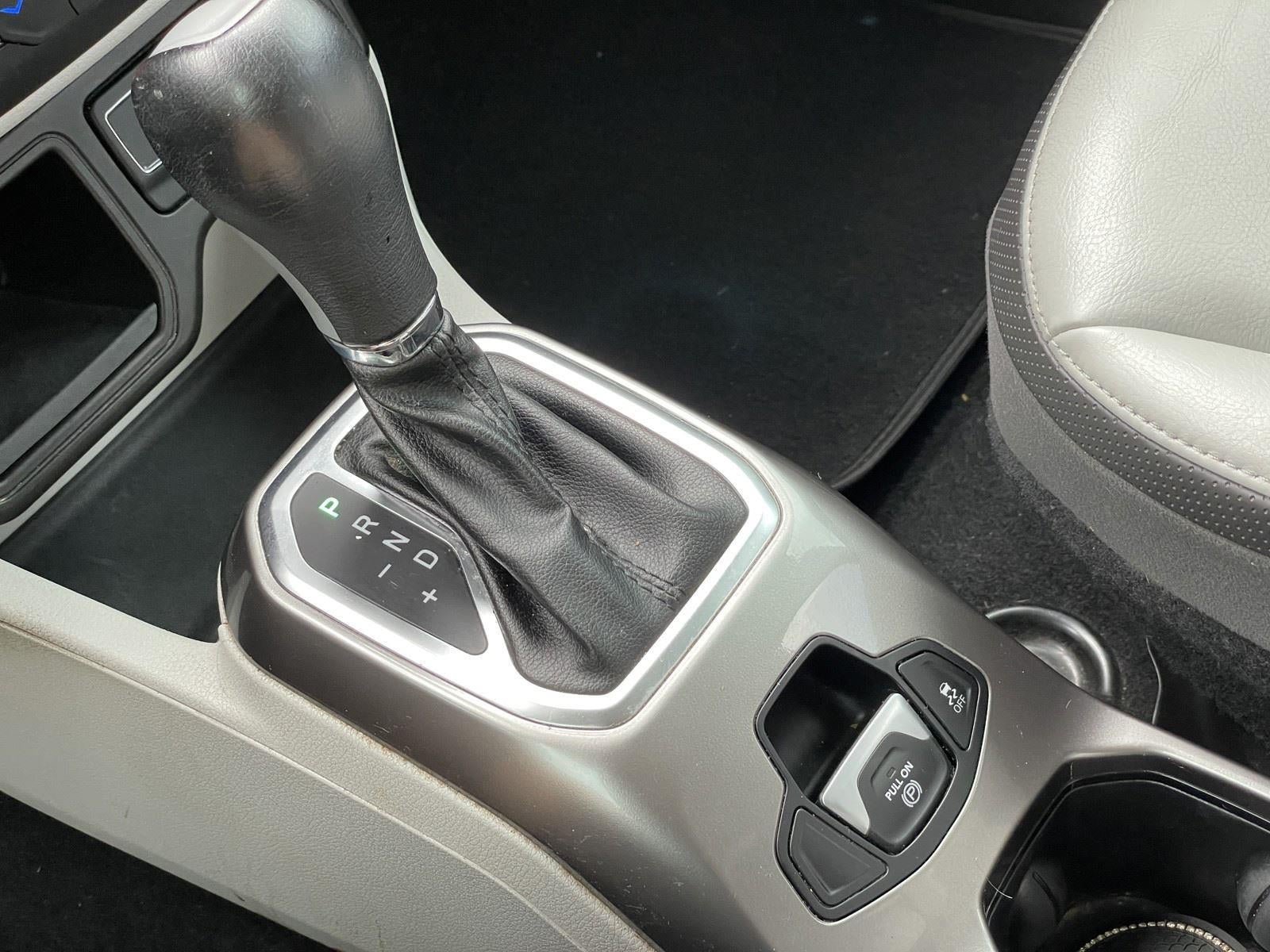 Used 2018 Jeep Renegade Limited w/ UConnect 8.4 Nav Group FWD image 29