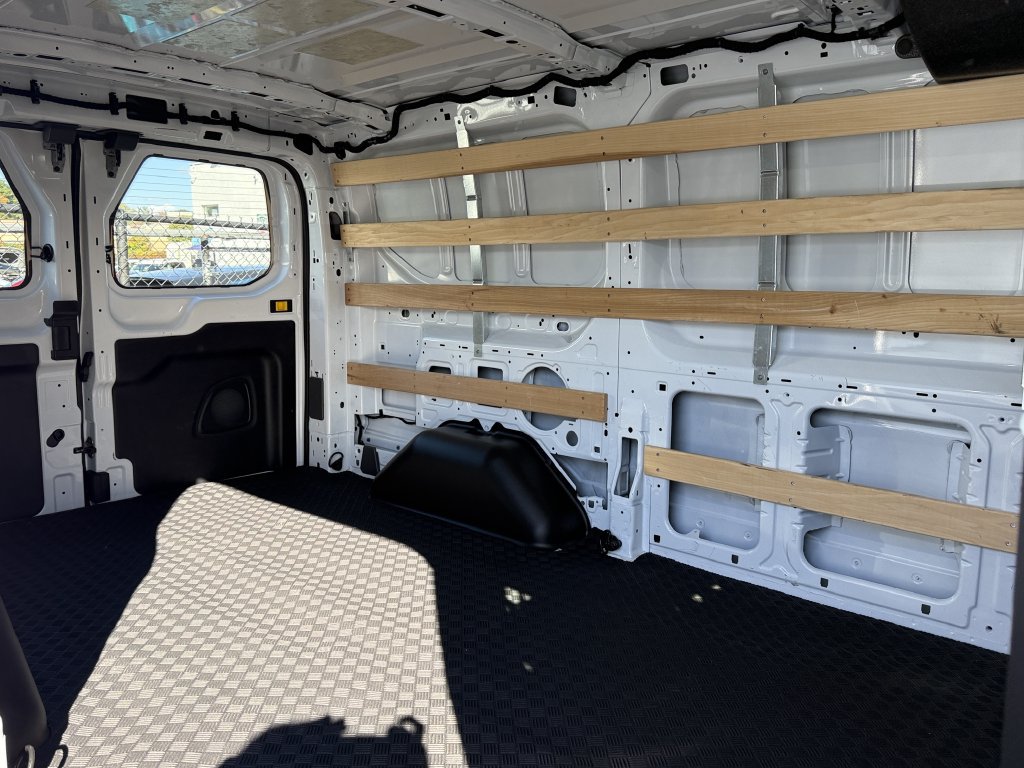 Used 2025 Ford Transit 250 Low Roof w/ Exterior Upgrade Package RWD image 27