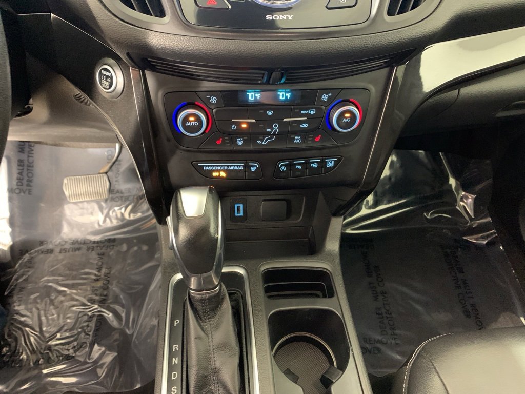 Used 2019 Ford Escape Titanium image 24