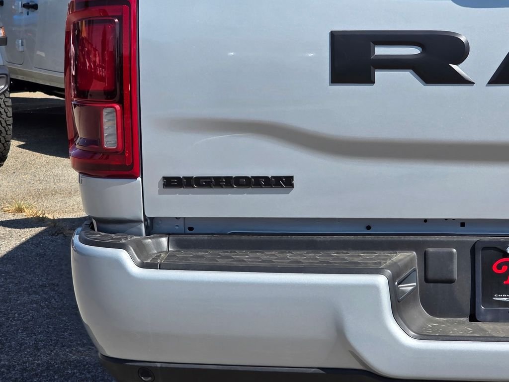 New 2026 RAM 2500 Big Horn AWD/4WD image 6