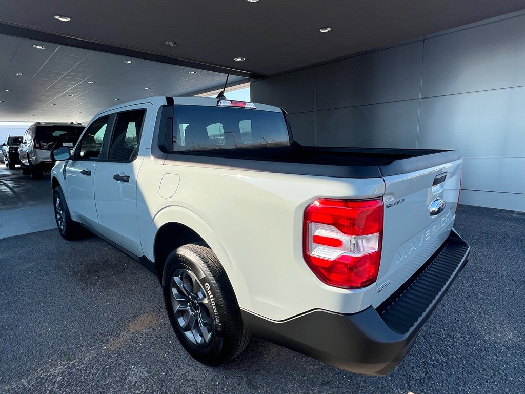 Used 2022 Ford Maverick XLT image 7