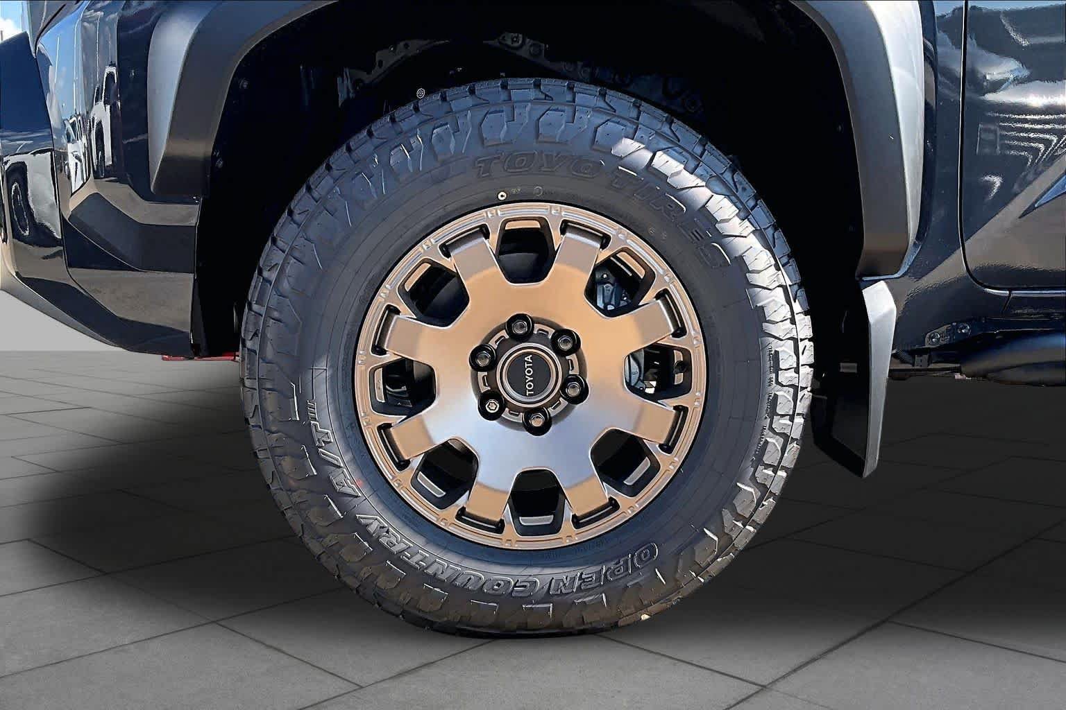 New 2026 Toyota 4Runner Trailhunter AWD/4WD image 9