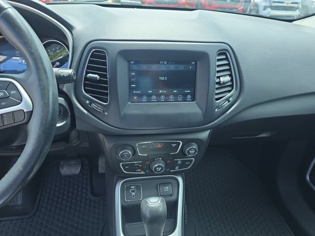 Used 2021 Jeep Compass Latitude w/ Sun and Sound Group FWD image 24