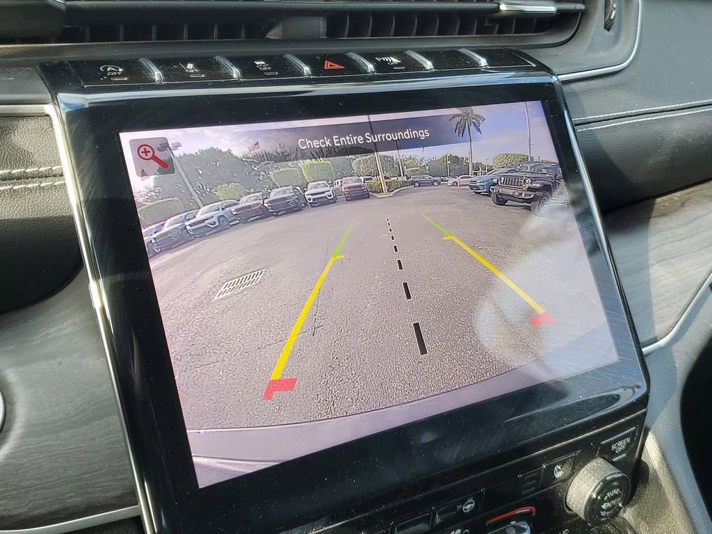 Used 2022 Jeep Grand Cherokee Limited image 21