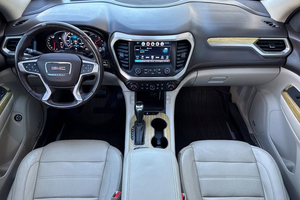 Used 2018 GMC Acadia Denali image 13