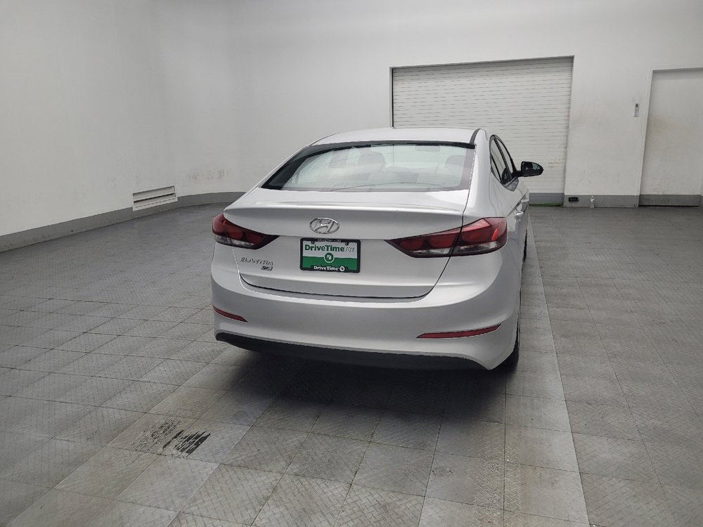 Used 2018 Hyundai Elantra SE image 7