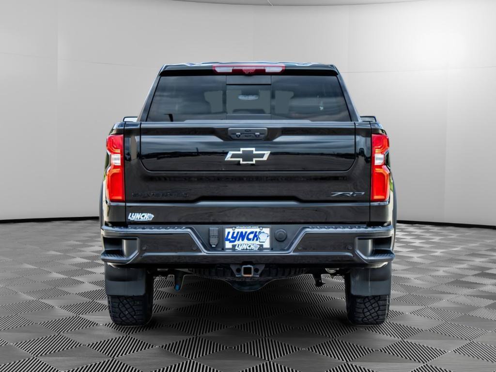 Used 2025 Chevrolet Silverado 1500 ZR2 w/ Technology Package AWD/4WD image 3