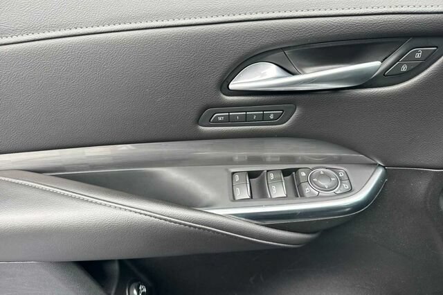Certified 2025 Cadillac XT4 Premium Luxury FWD image 11