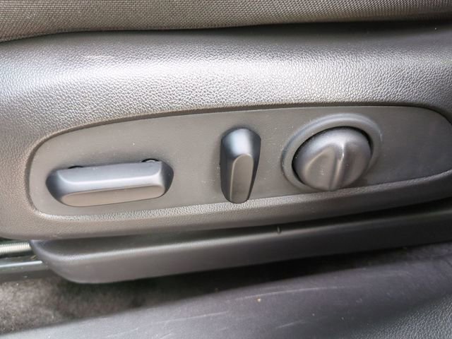 Used 2023 Chevrolet TrailBlazer LT FWD image 22