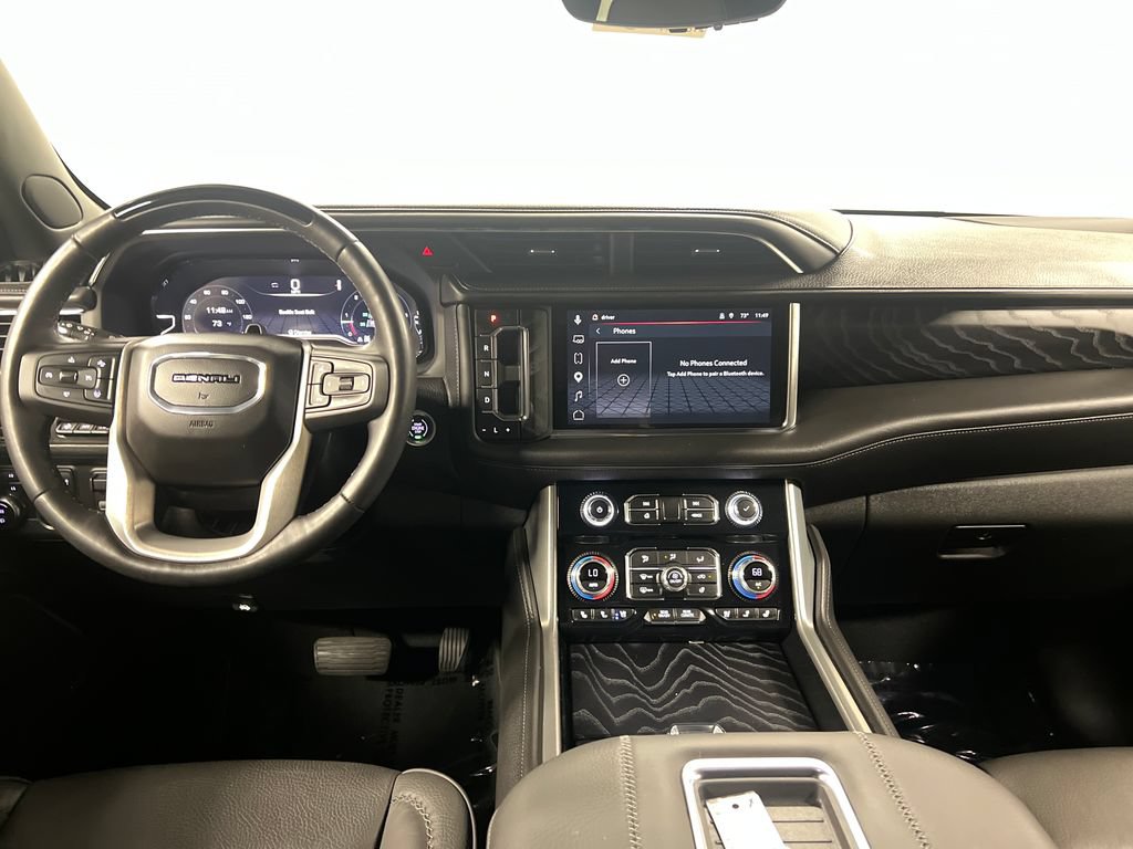 Certified 2023 GMC Yukon XL Denali w/ Advanced Technology Package AWD/4WD image 18