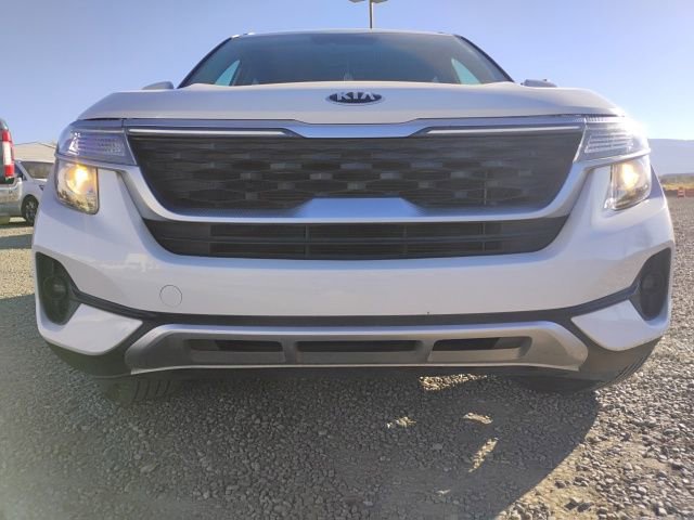 Used 2021 Kia Seltos EX image 5