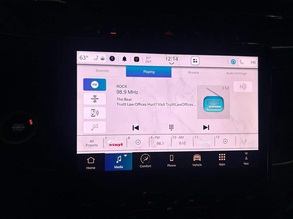 New 2025 Jeep Grand Cherokee L Limited w/ Luxury Tech Group II RWD image 26