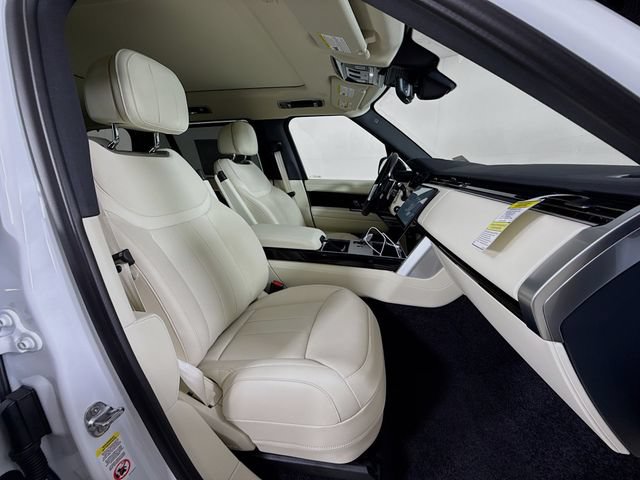 New 2026 Land Rover Range Rover Long Wheelbase SE AWD/4WD image 30