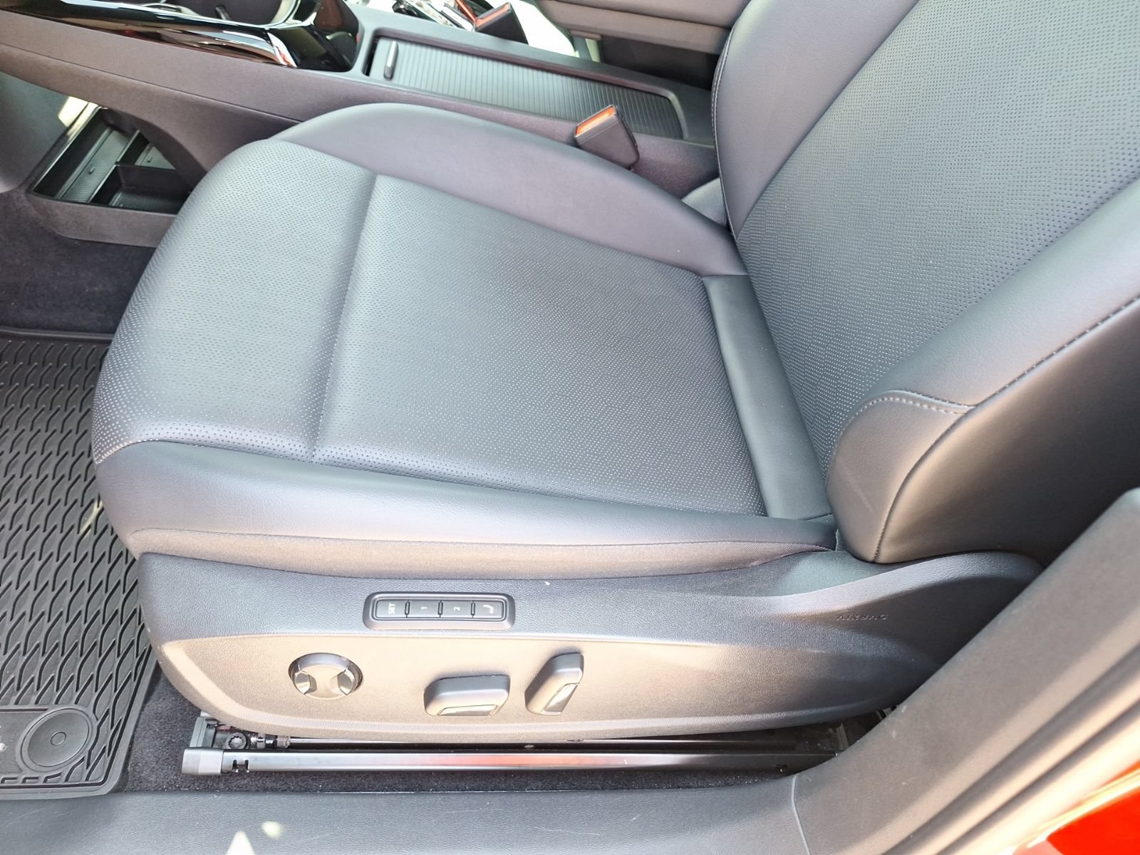 Used 2022 Volkswagen ID.4 Pro S AWD/4WD image 16