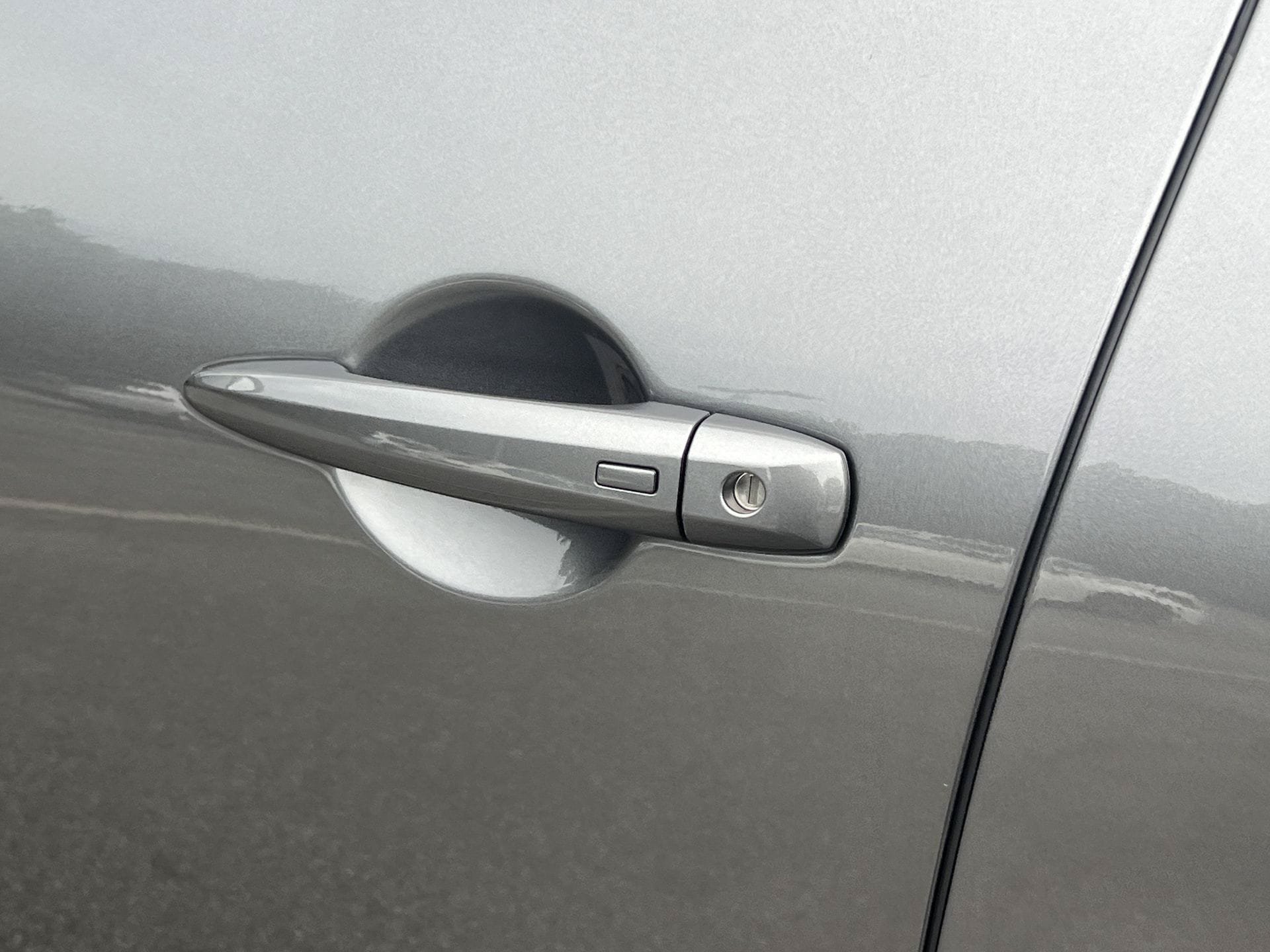Used 2025 Nissan Pathfinder Platinum FWD image 30