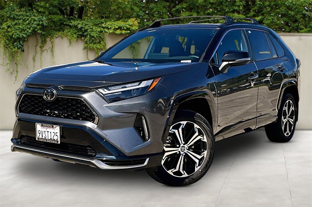 Certified 2025 Toyota RAV4 XSE image 3