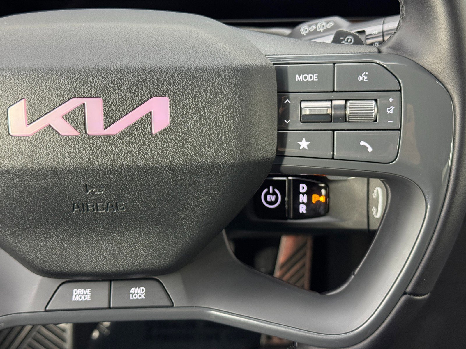 Used 2024 Kia EV9 GT-Line image 23