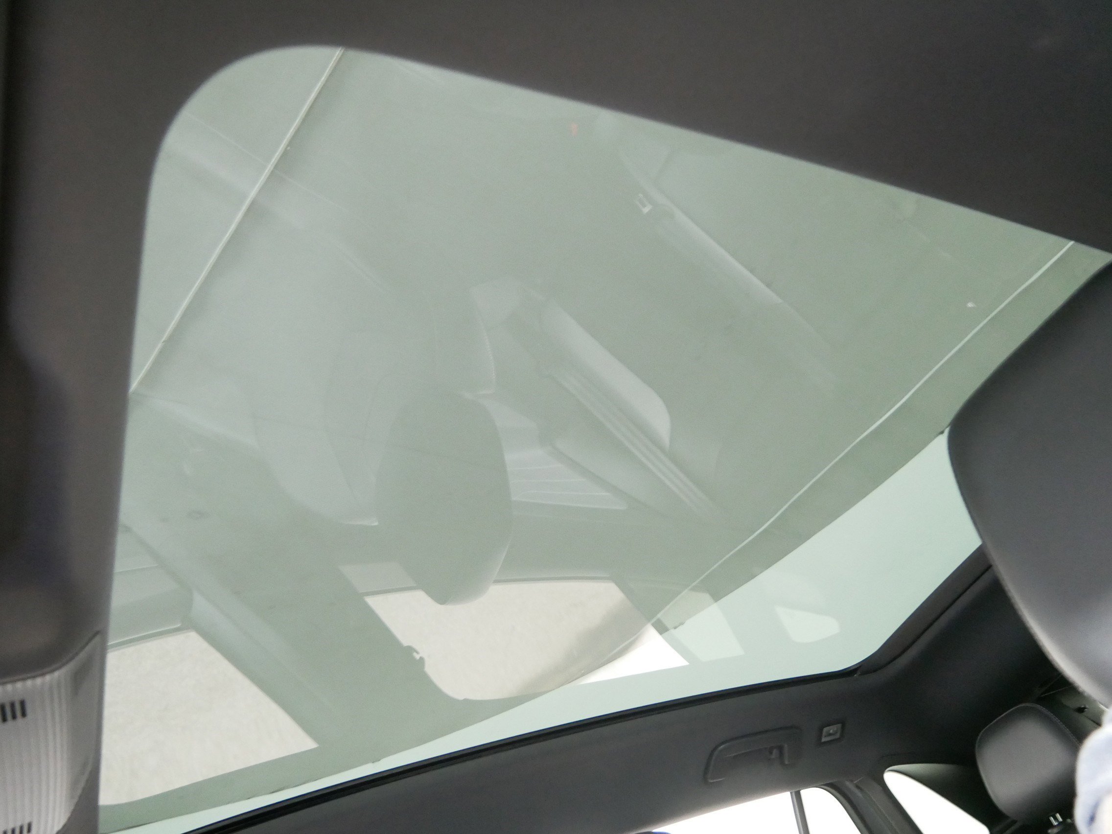 Certified 2023 Volkswagen ID.4 Pro S image 31